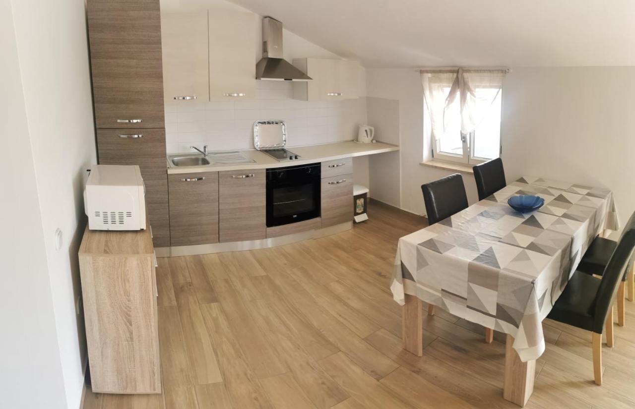 Apartments Slisko Poreč Exterior foto