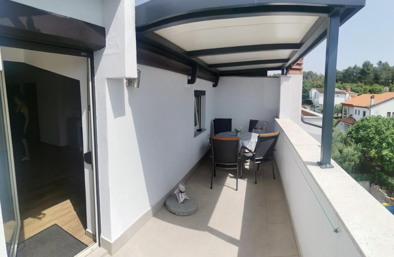 Apartments Slisko Poreč Exterior foto